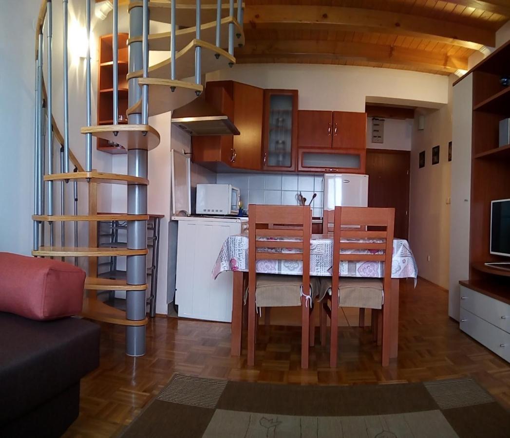 Apartment Malkoc Crikvenica Exterior foto